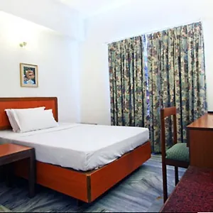 3* Hotel Abad Metro